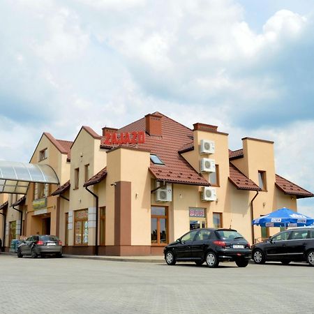 Zajazd Partynia Exterior foto
